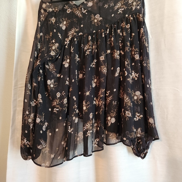 NWOT Lauren Conrad sheer top - Picture 6 of 6